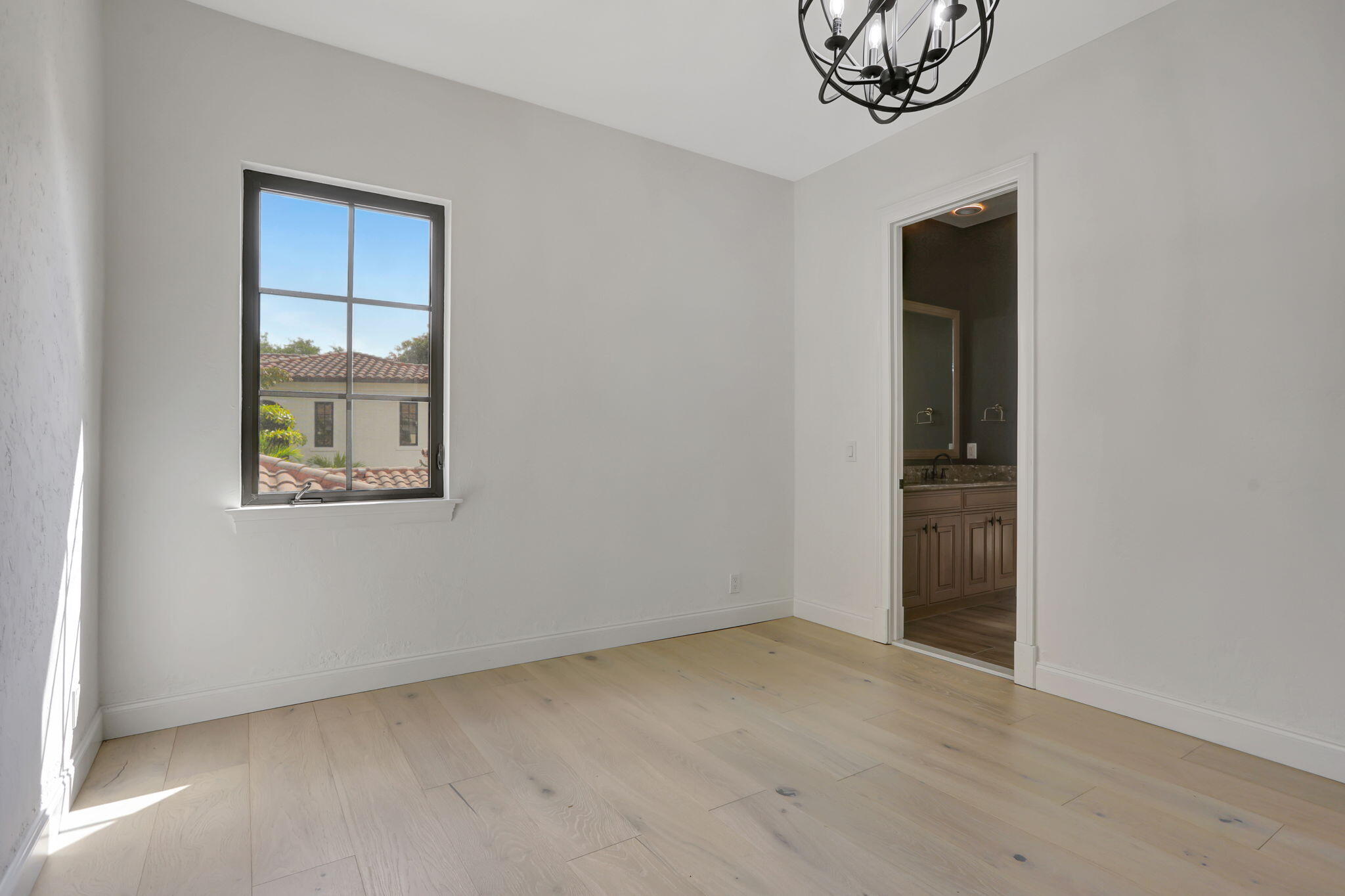 9387 Satinleaf Place, Parkland