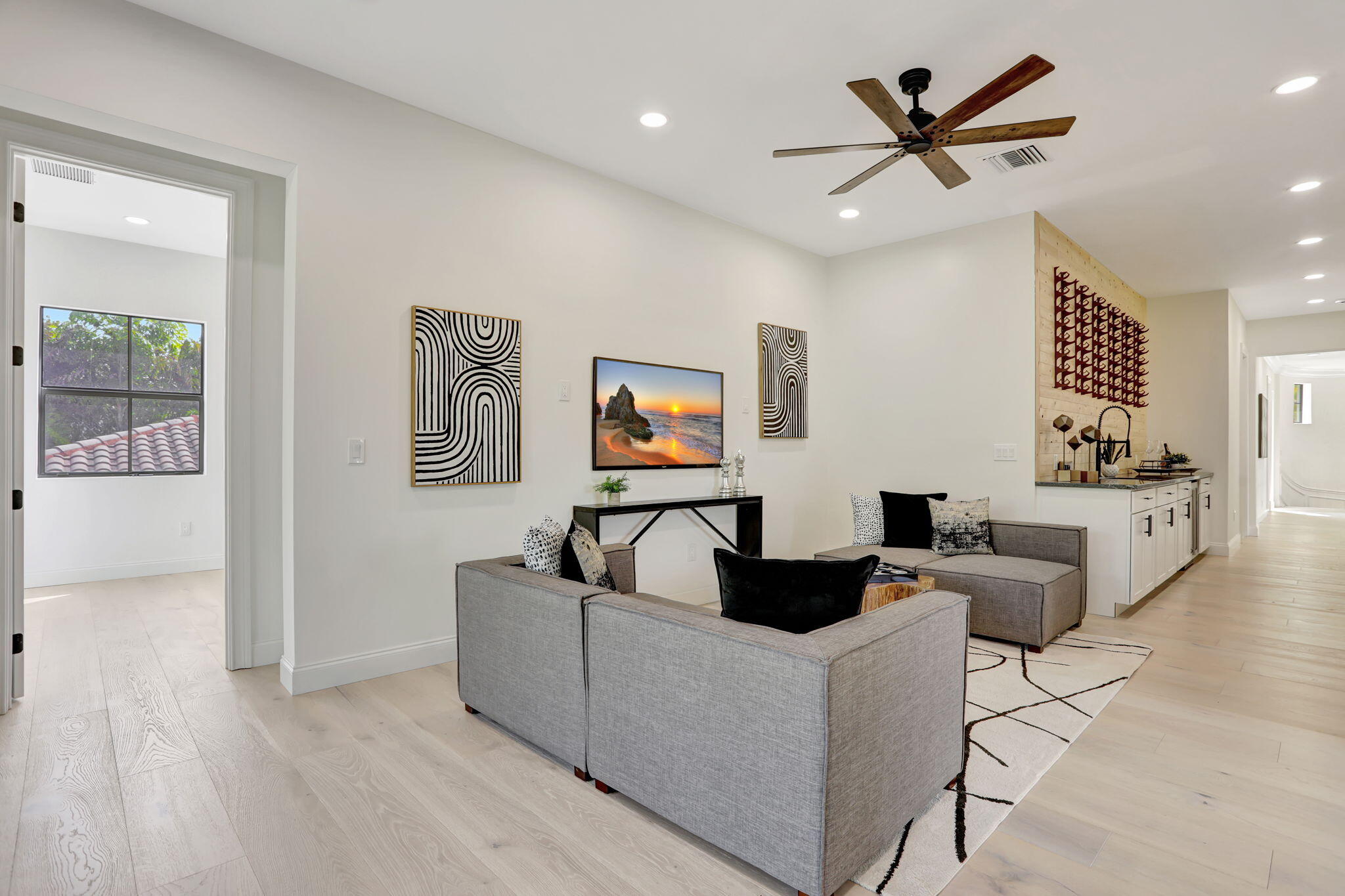 9387 Satinleaf Place, Parkland