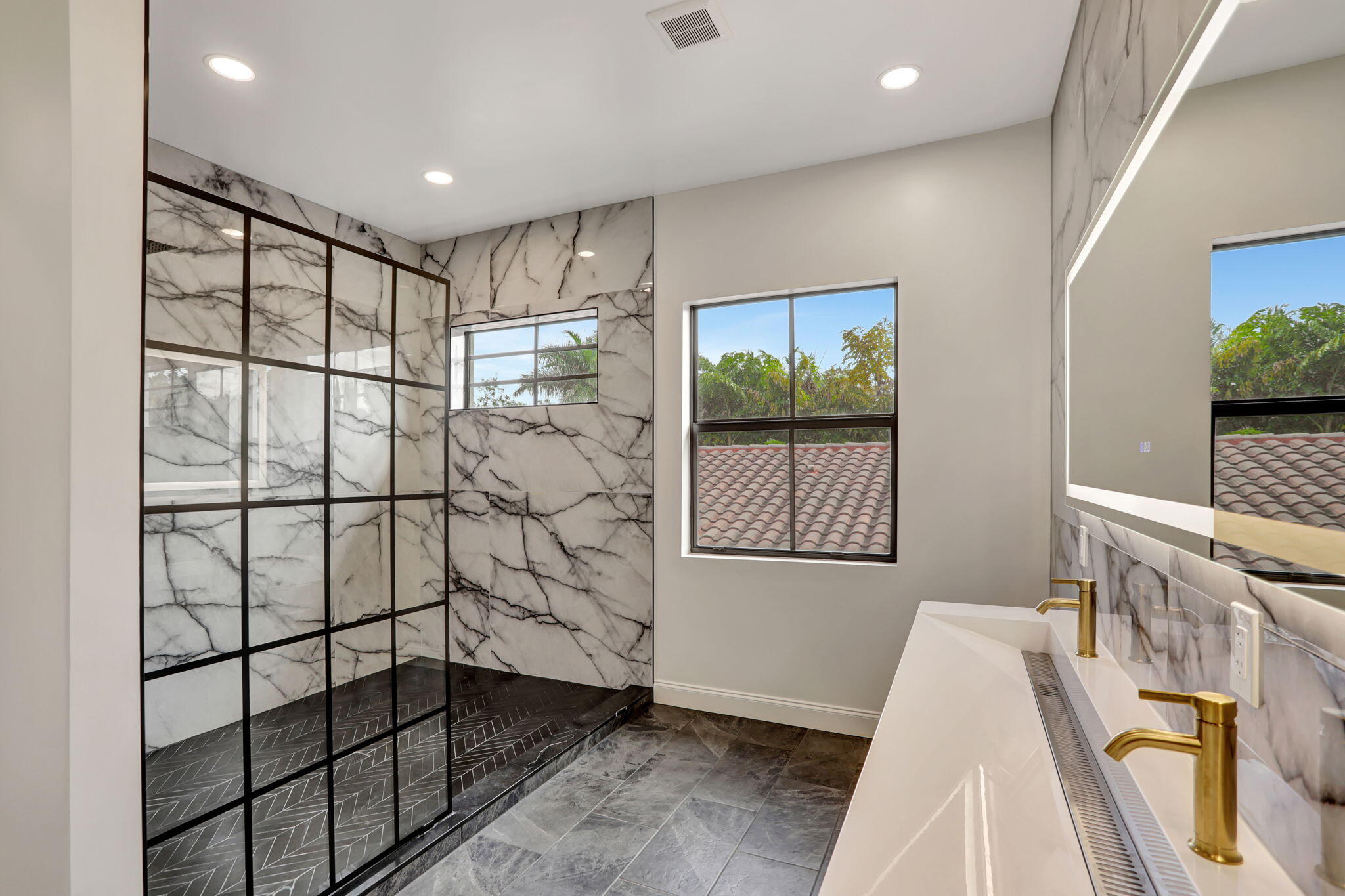 9387 Satinleaf Place, Parkland