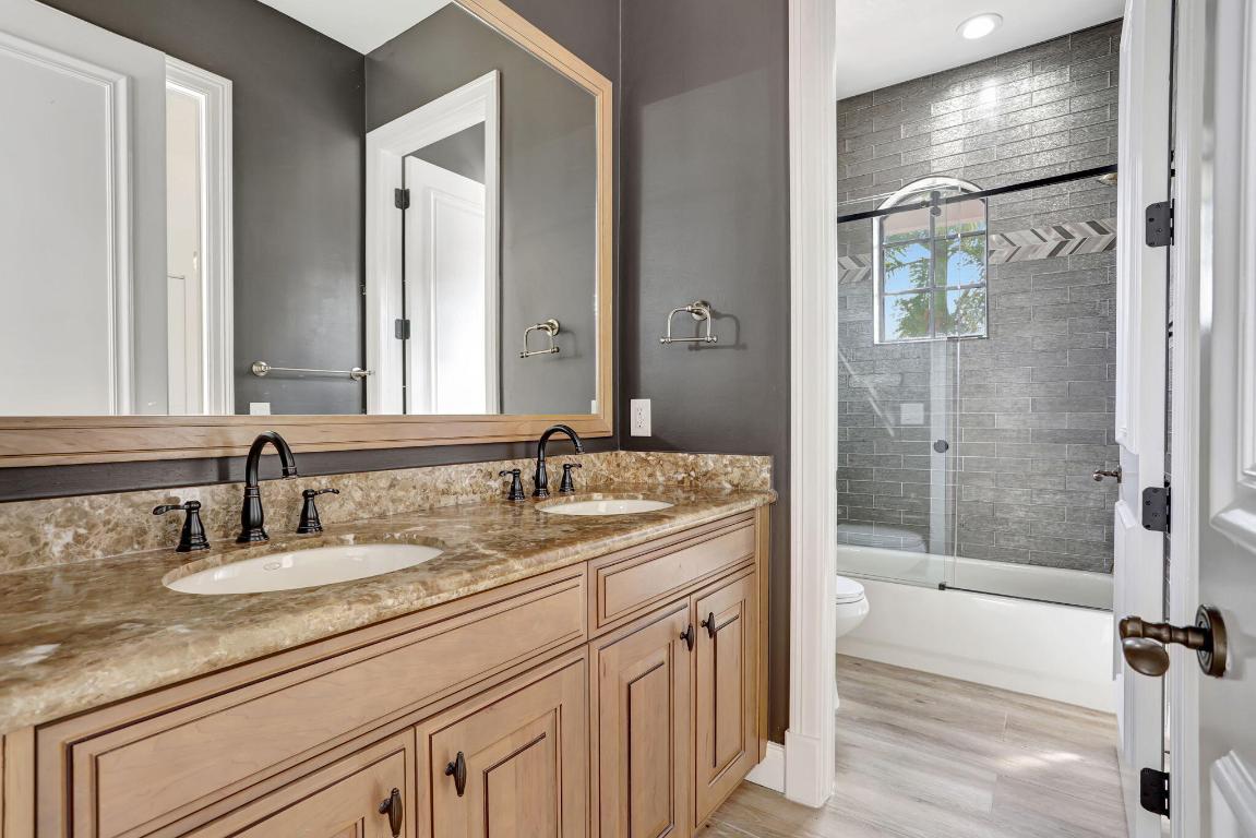 9387 Satinleaf Place, Parkland