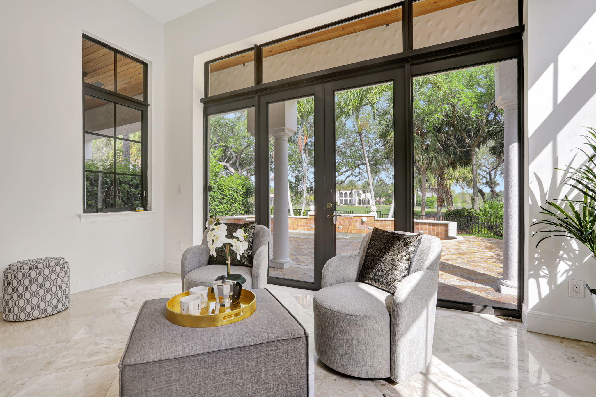 9387 Satinleaf Place, Parkland