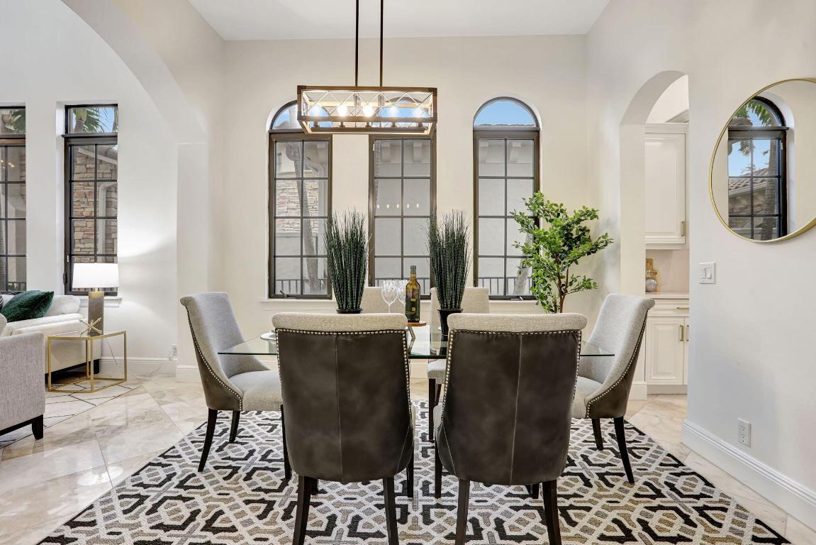 9387 Satinleaf Place, Parkland