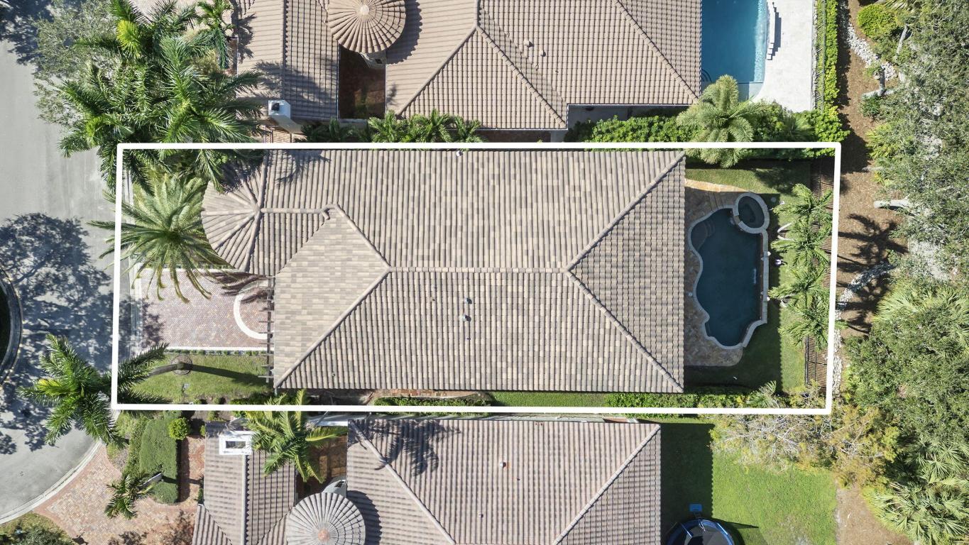 9387 Satinleaf Place, Parkland