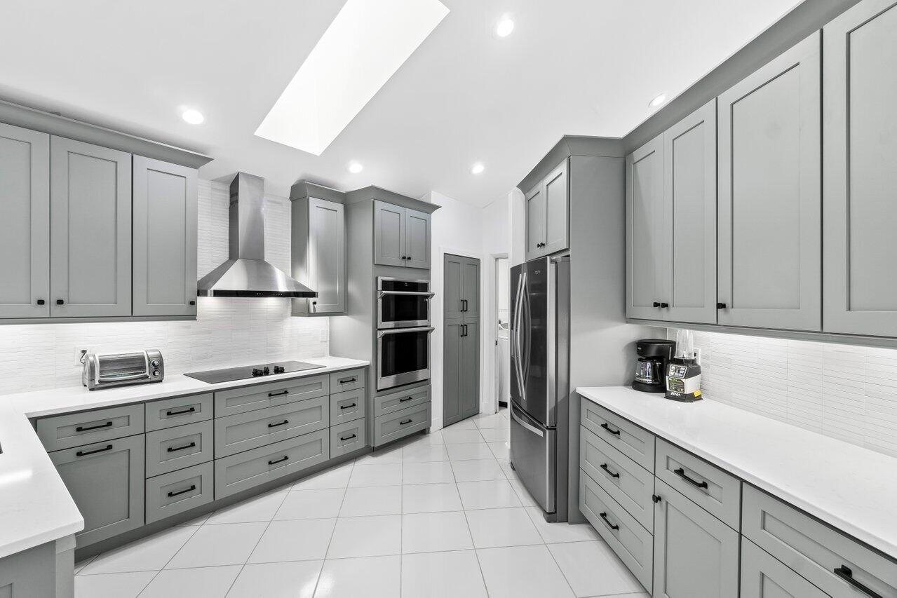 11517 Victoria Drive