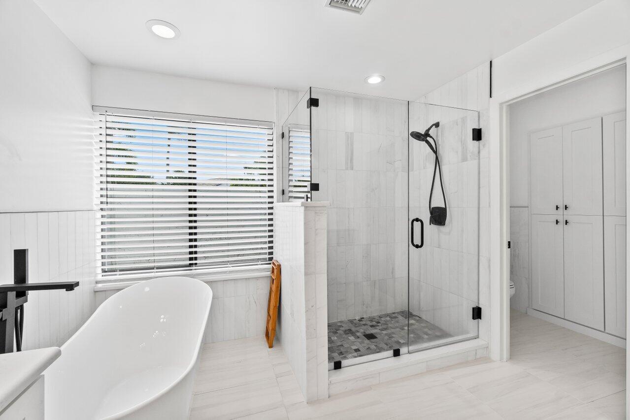 11517 Victoria Drive