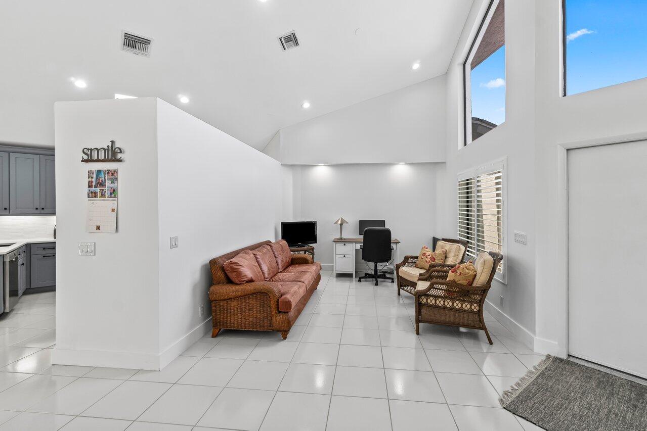 11517 Victoria Drive