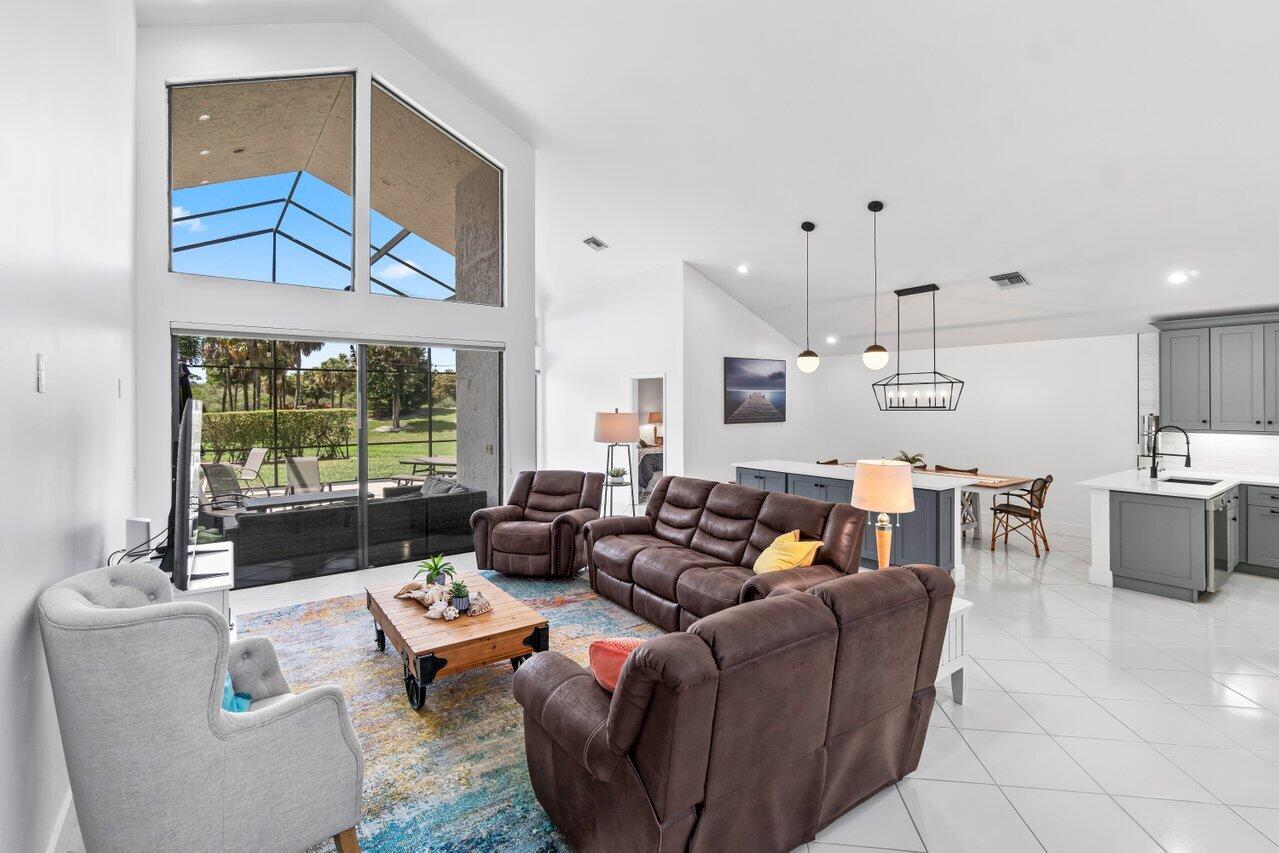 11517 Victoria Drive