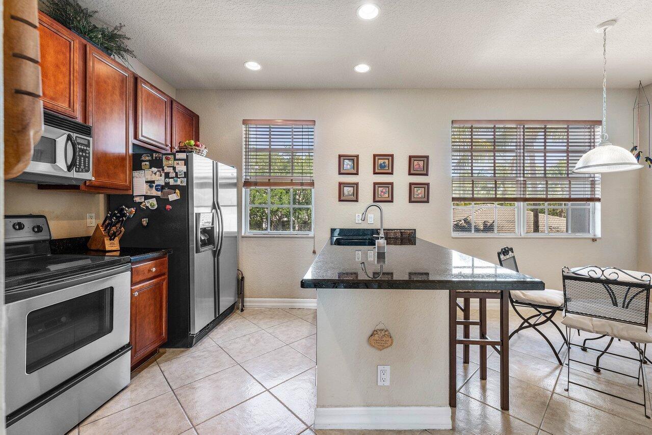 1833 NW 12th Street