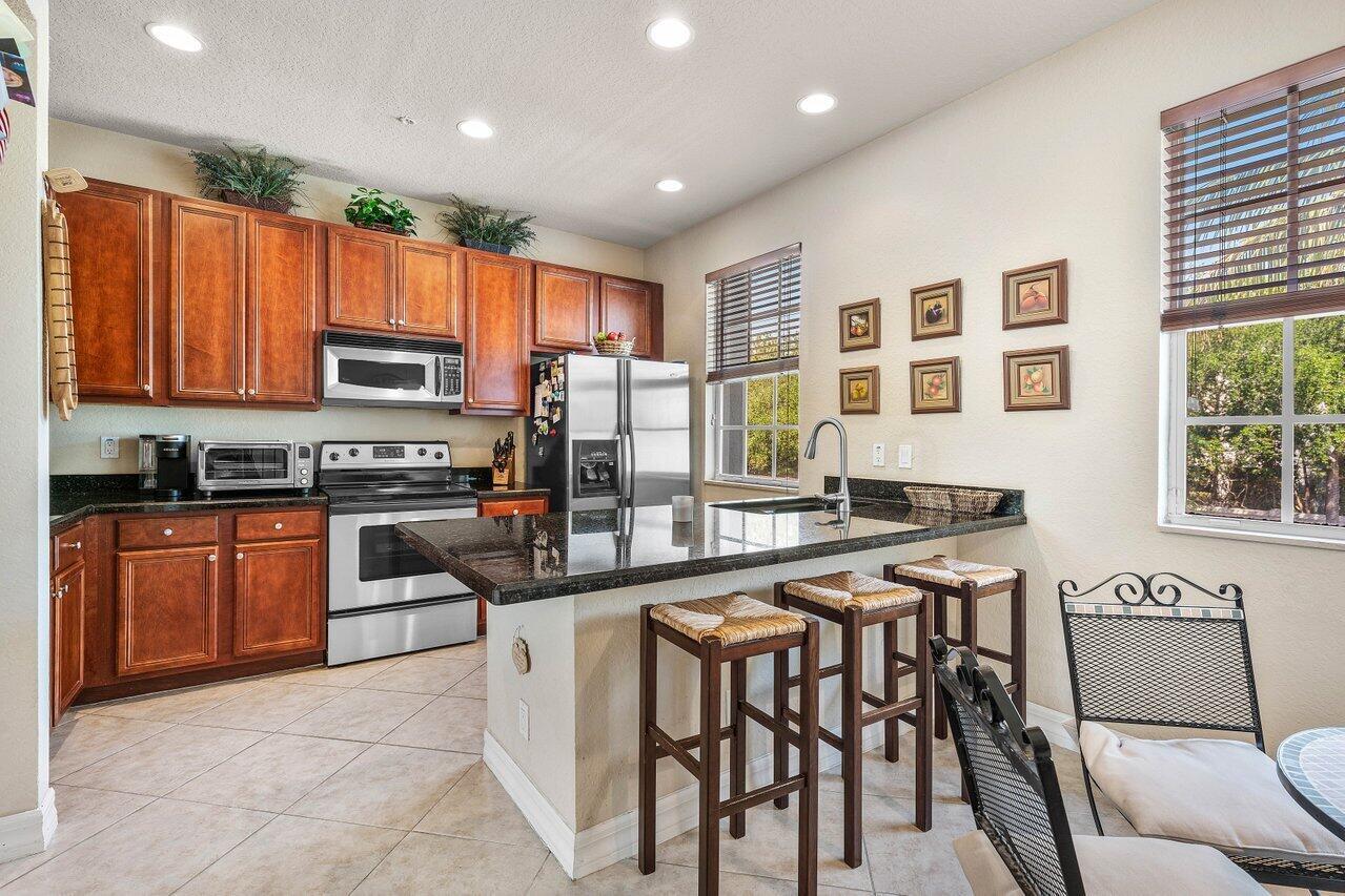 1833 NW 12th Street