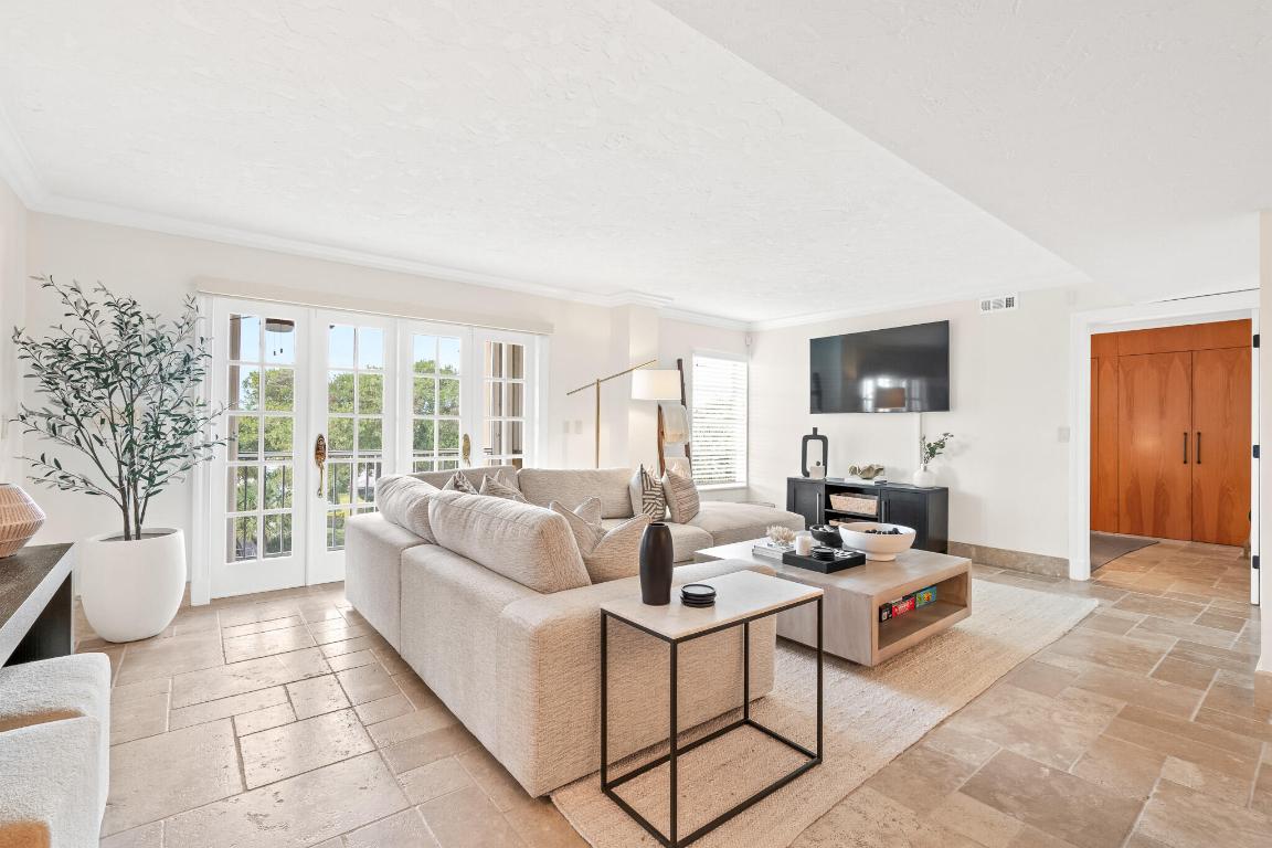 1111 S Ocean Boulevard 417