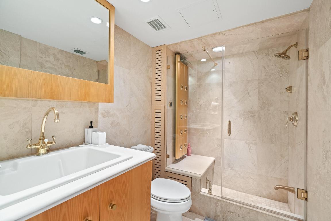 1111 S Ocean Boulevard 417