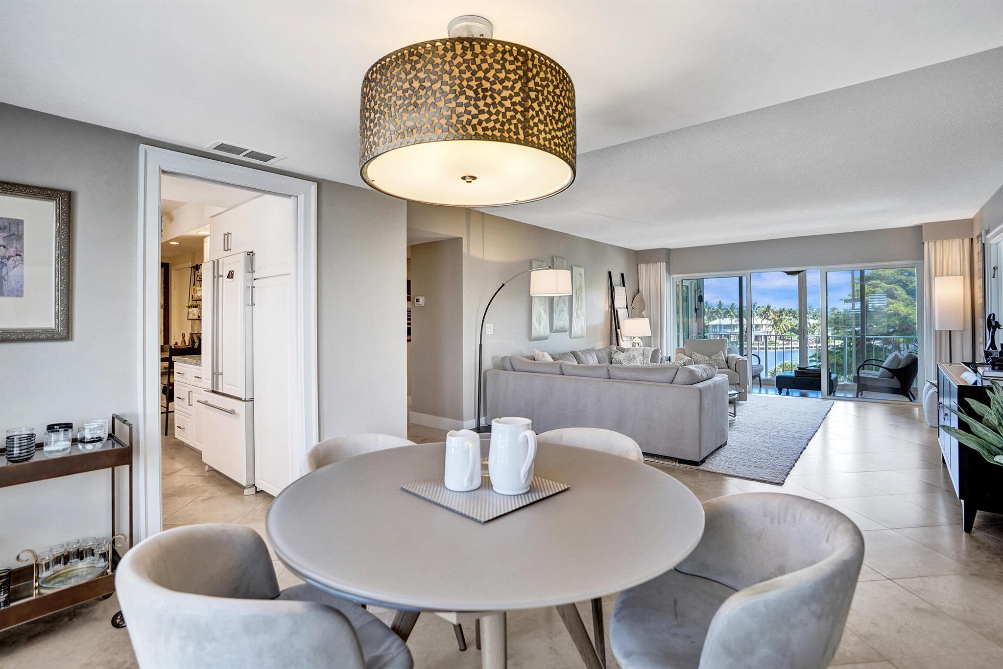 555 SE 6th Avenue 4a