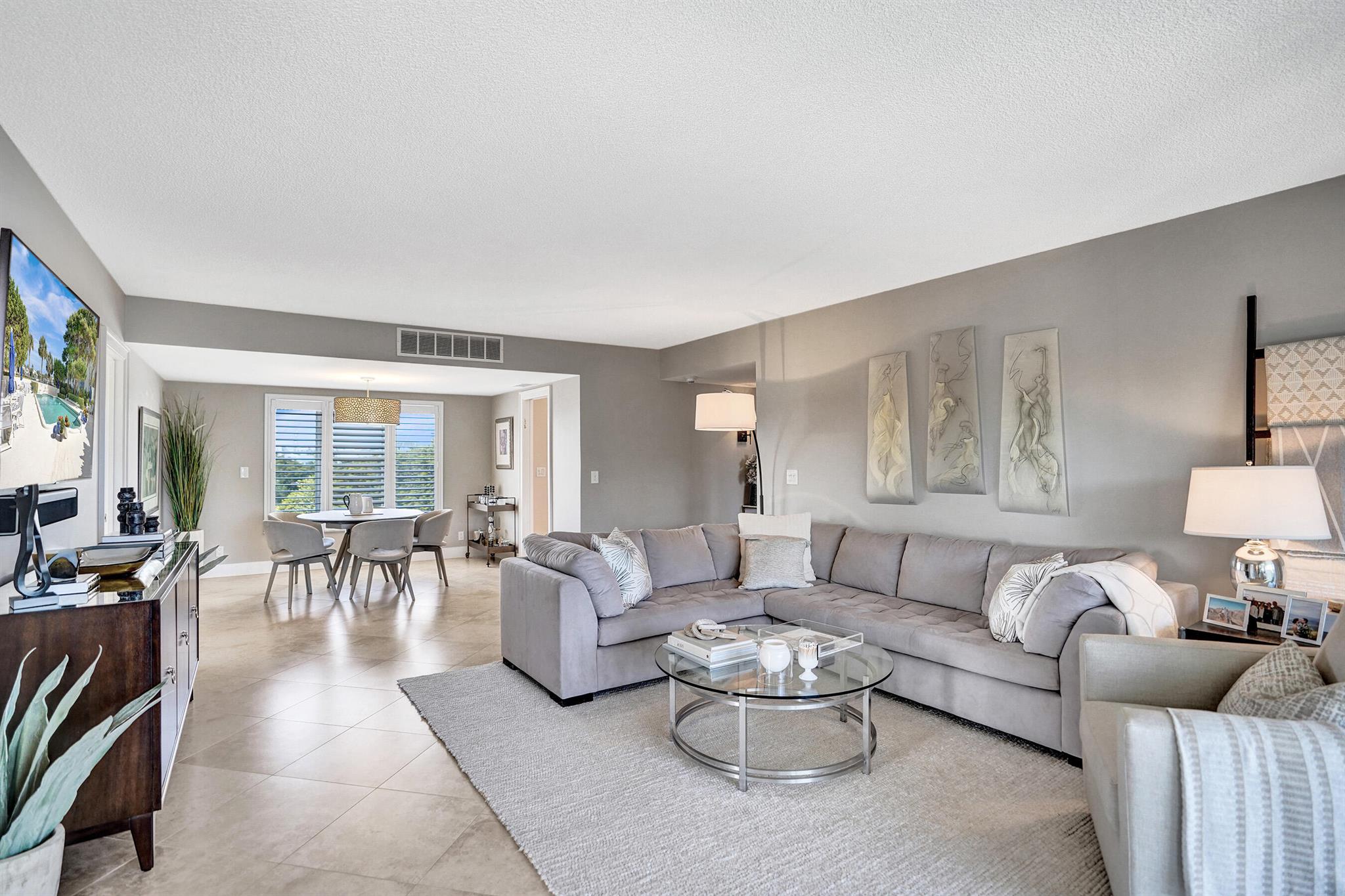 555 SE 6th Avenue 4a