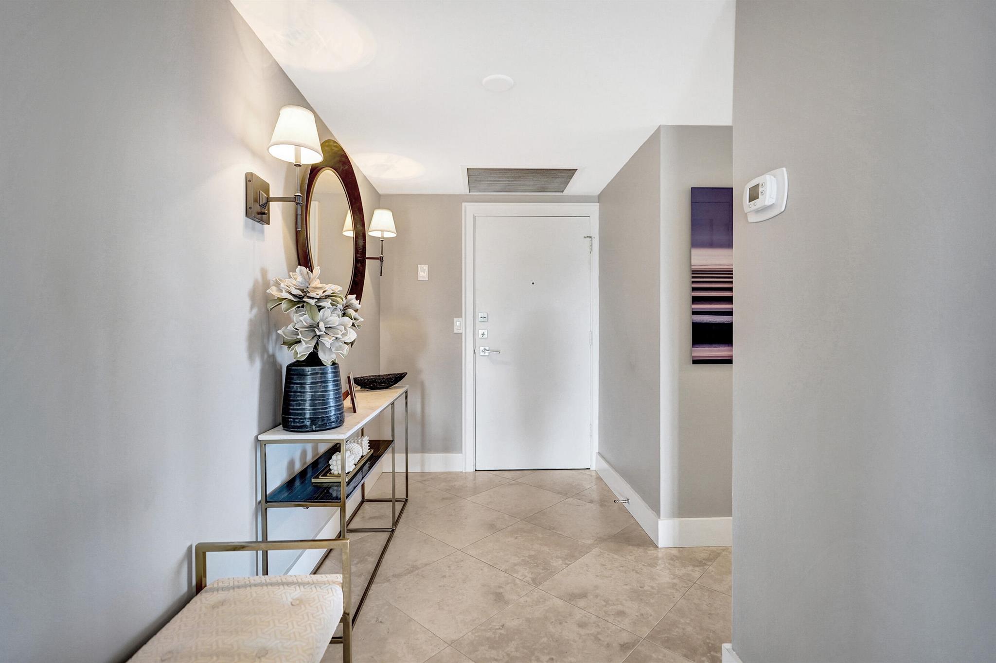 555 SE 6th Avenue 4a