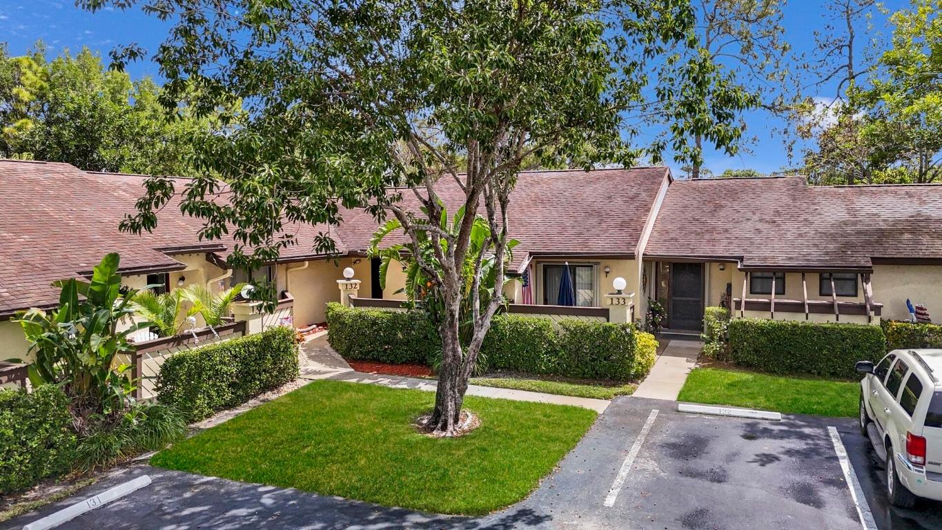 132 Manchineel Court, Royal Palm Beach