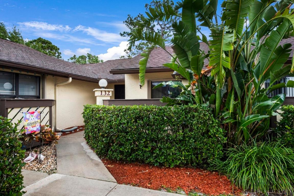 132 Manchineel Court, Royal Palm Beach