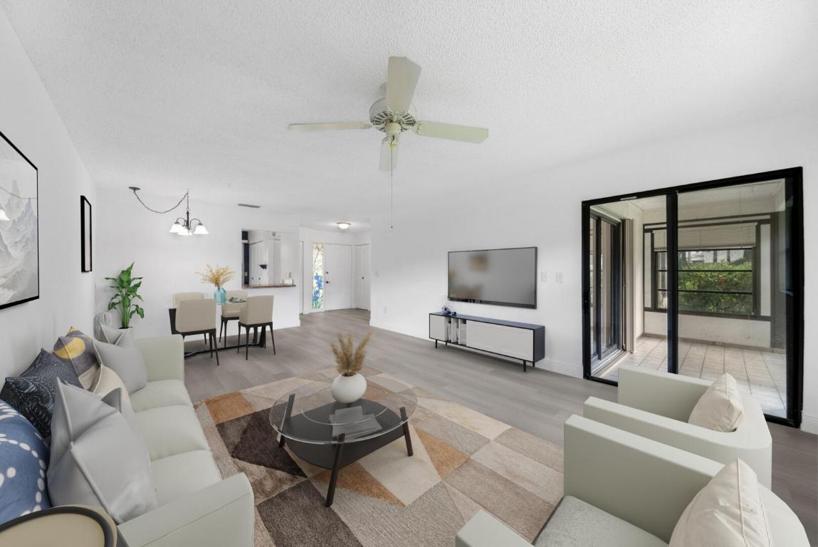 132 Manchineel Court, Royal Palm Beach