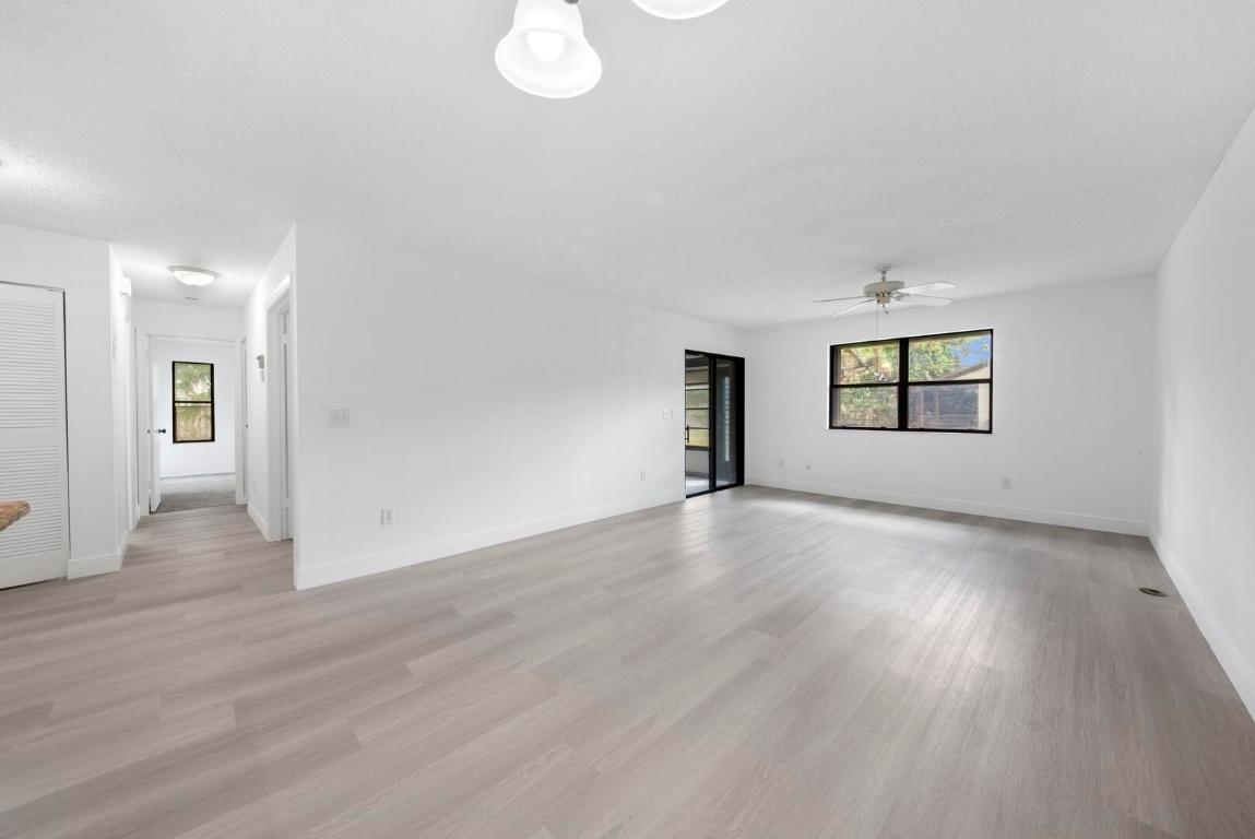 132 Manchineel Court, Royal Palm Beach