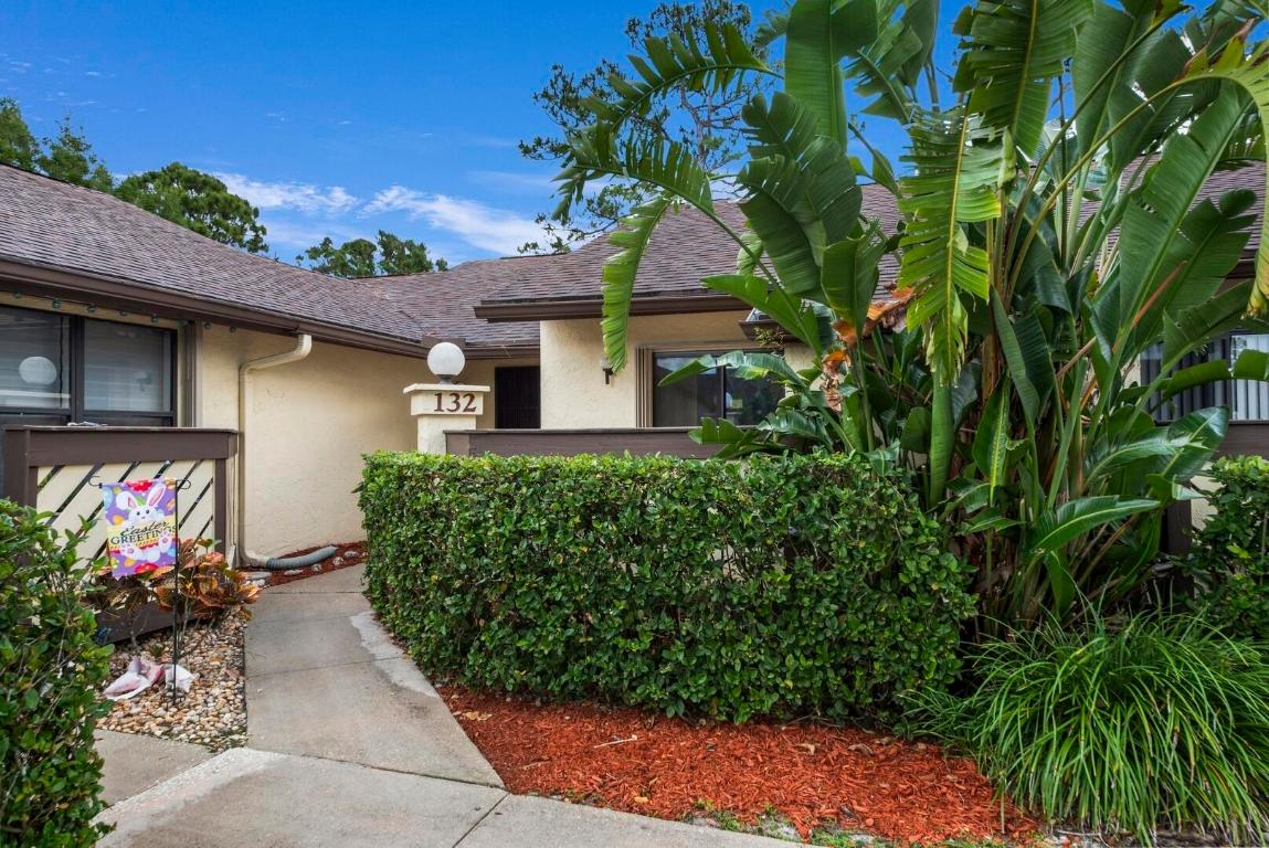 132 Manchineel Court, Royal Palm Beach