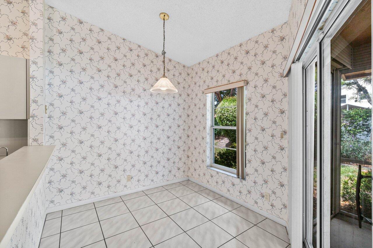 10001 Country Brook Road