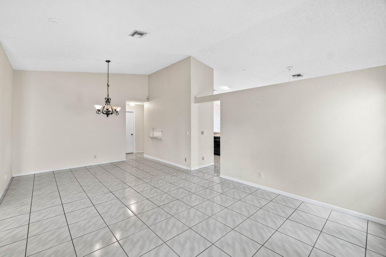 10001 Country Brook Road