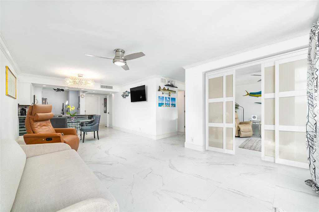 12 Royal Palm Way Unit 103