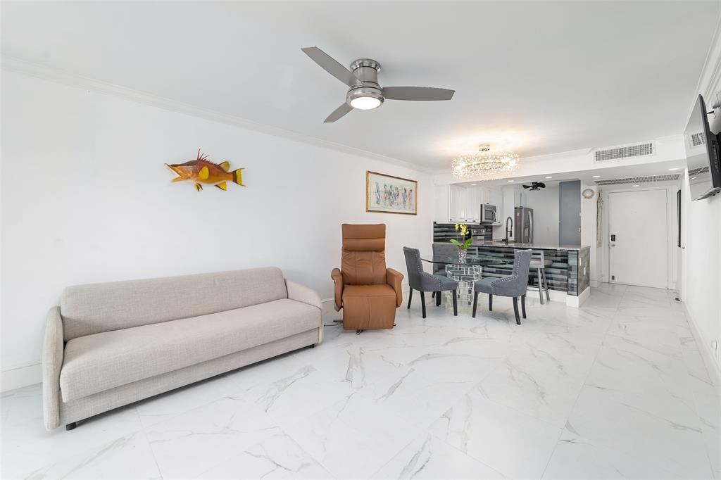 12 Royal Palm Way Unit 103