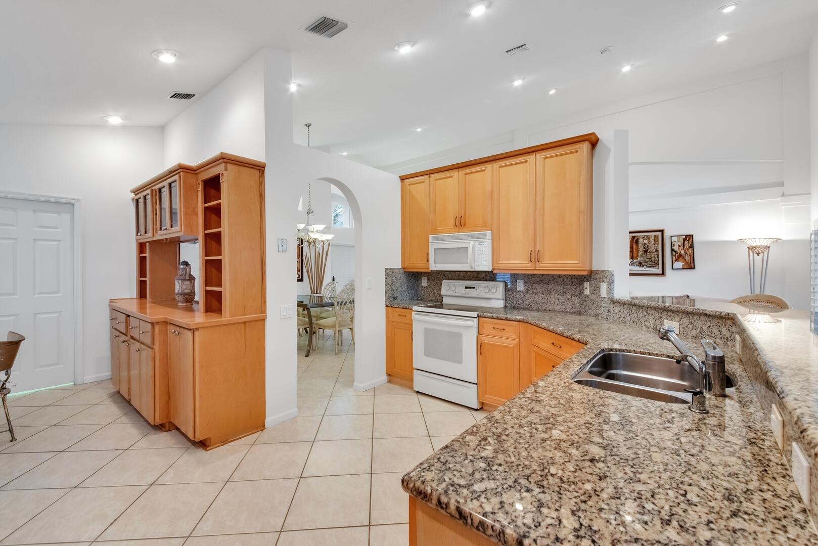 7315 Falls Road E, Boynton Beach