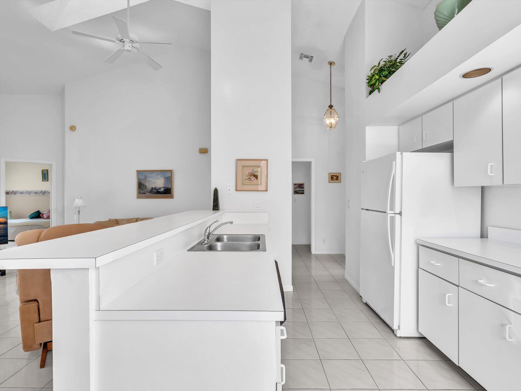 8049 Aberdeen Drive 201, Boynton Beach Unit: 201