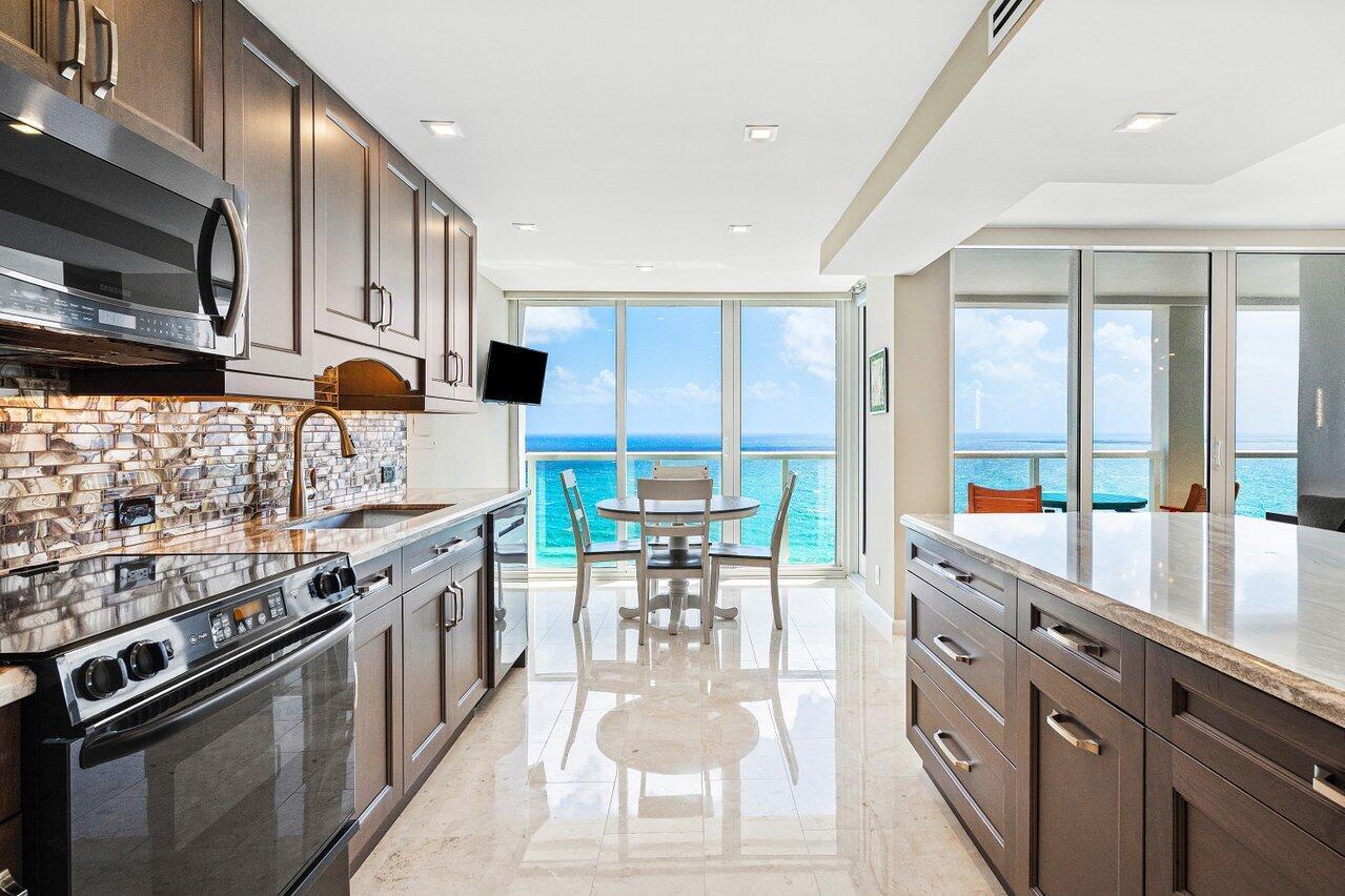 2800 S Ocean Boulevard 22m