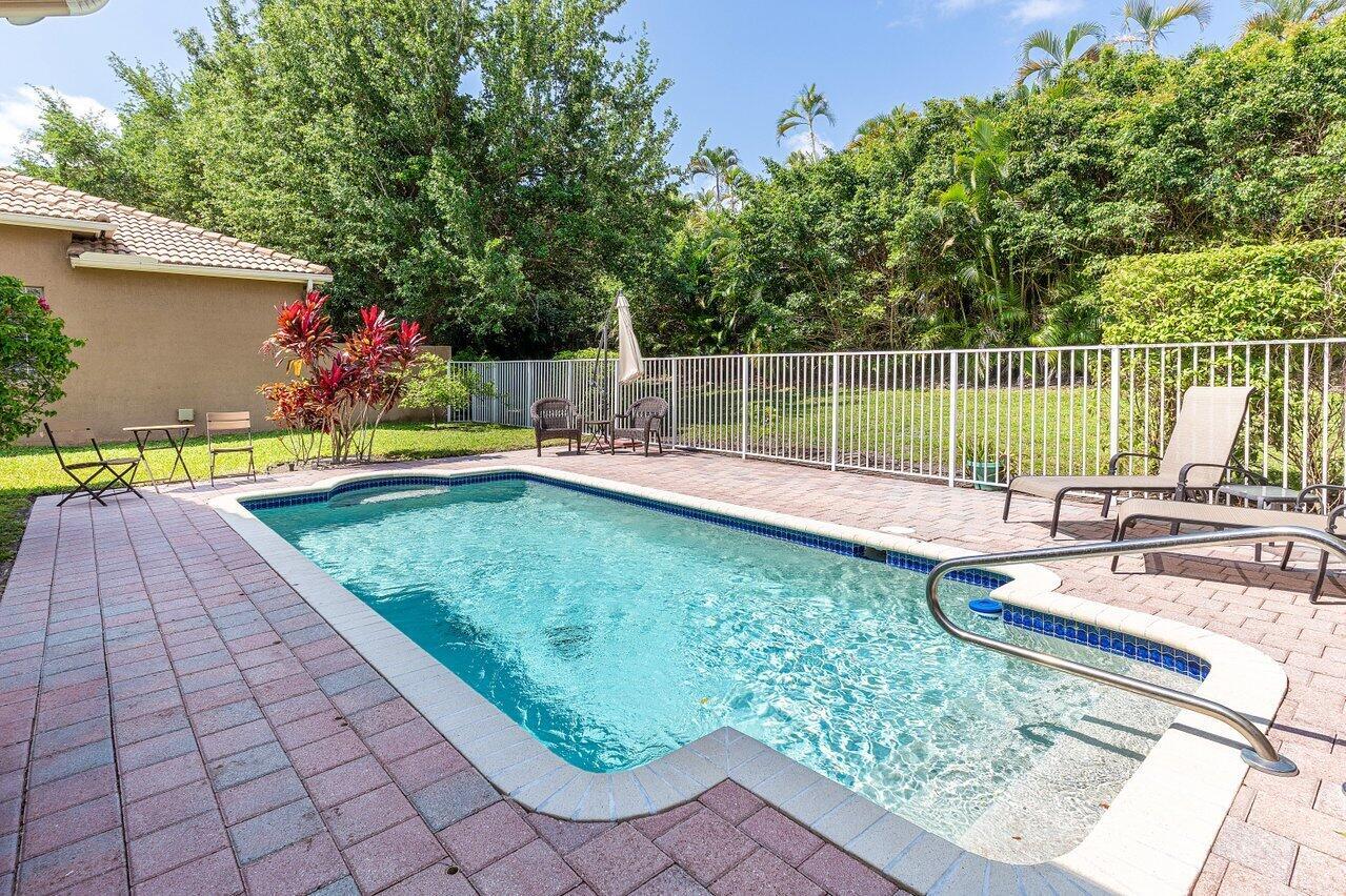 5665 Via De La Plata Circle