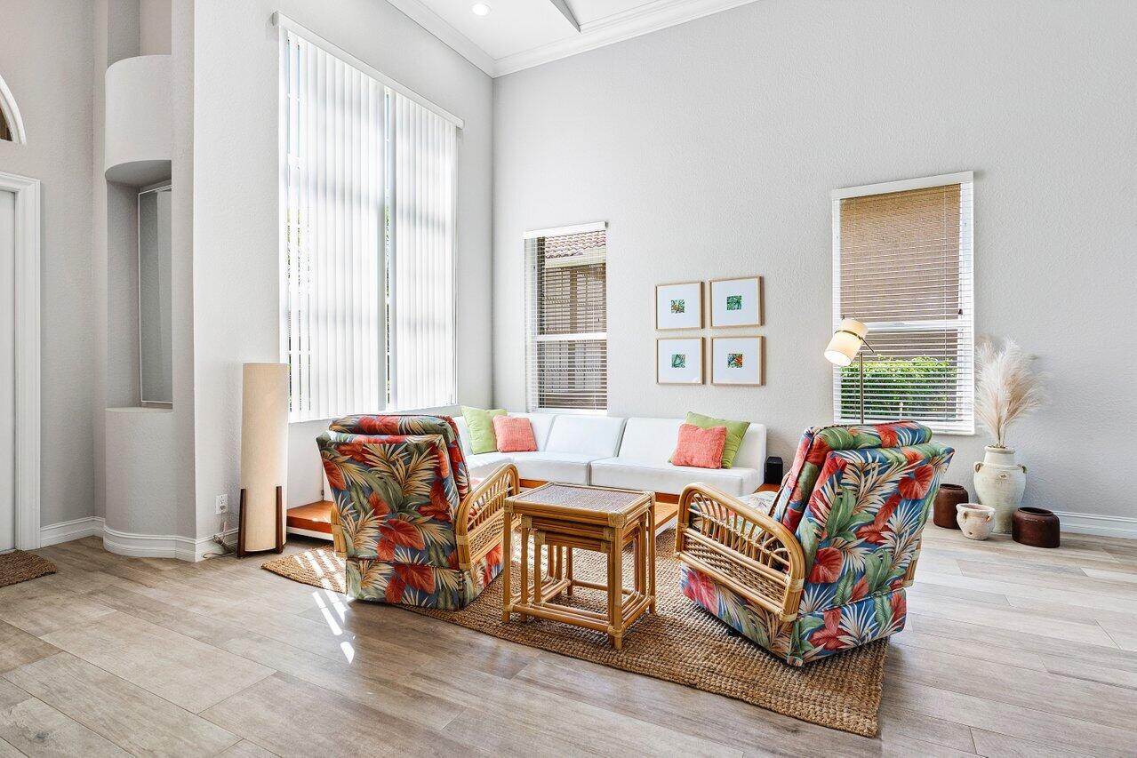 5665 Via De La Plata Circle