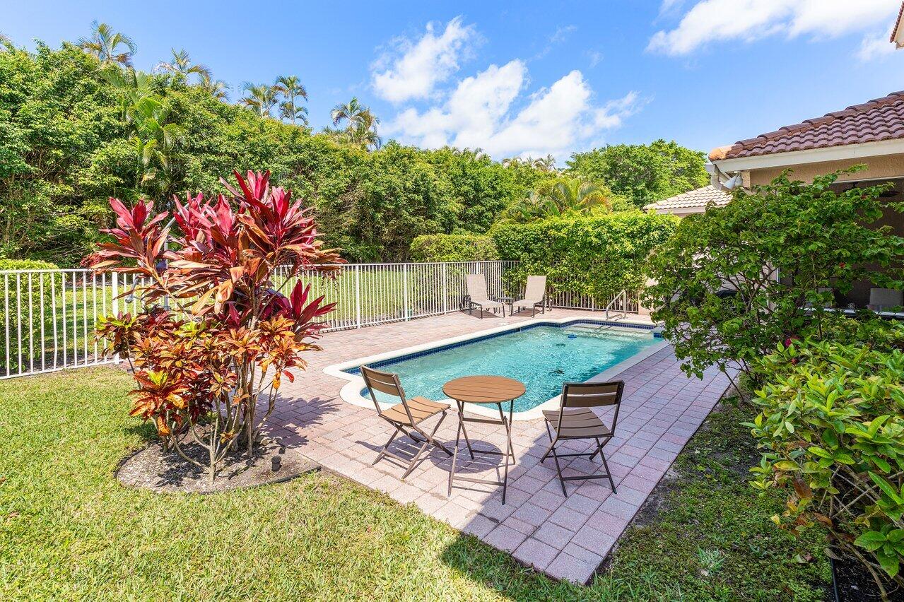 5665 Via De La Plata Circle