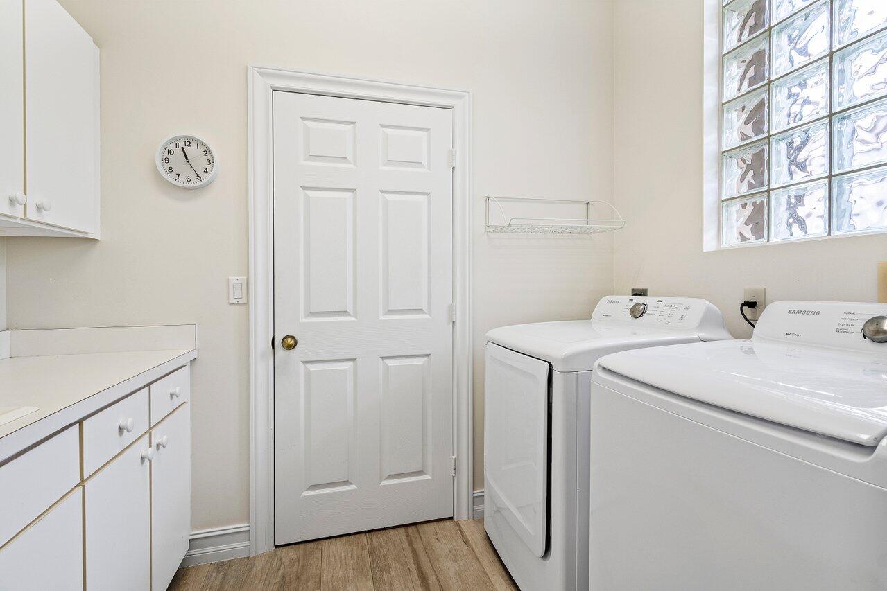 5665 Via De La Plata Circle