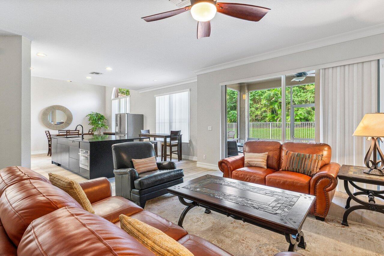 5665 Via De La Plata Circle