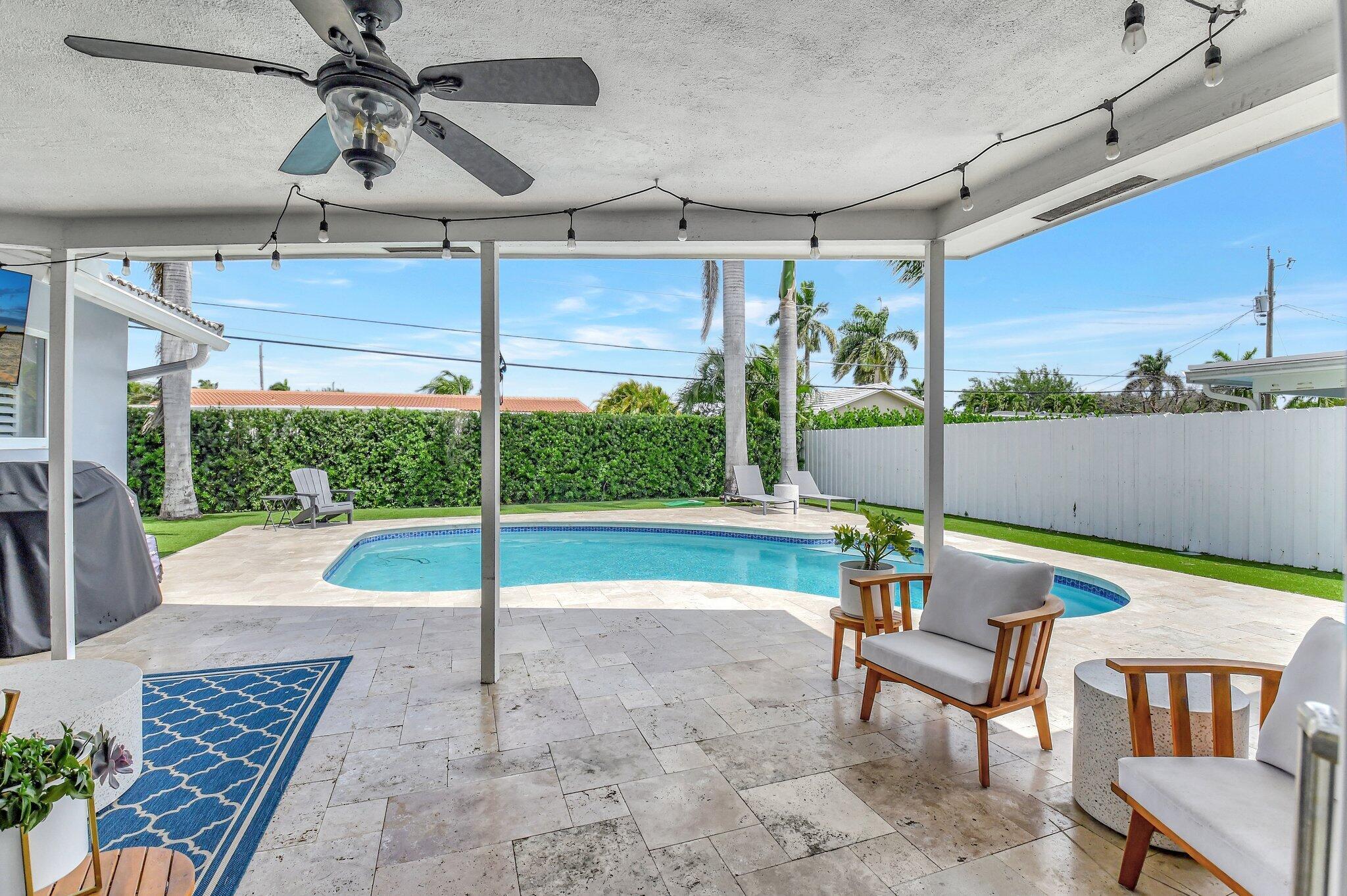 995 SW 13th Drive