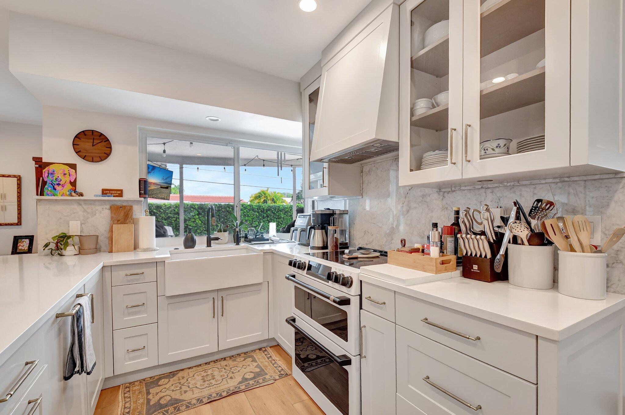 995 SW 13th Drive