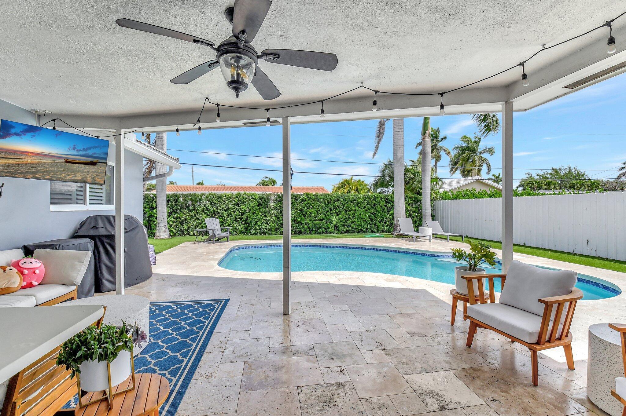 995 SW 13th Drive