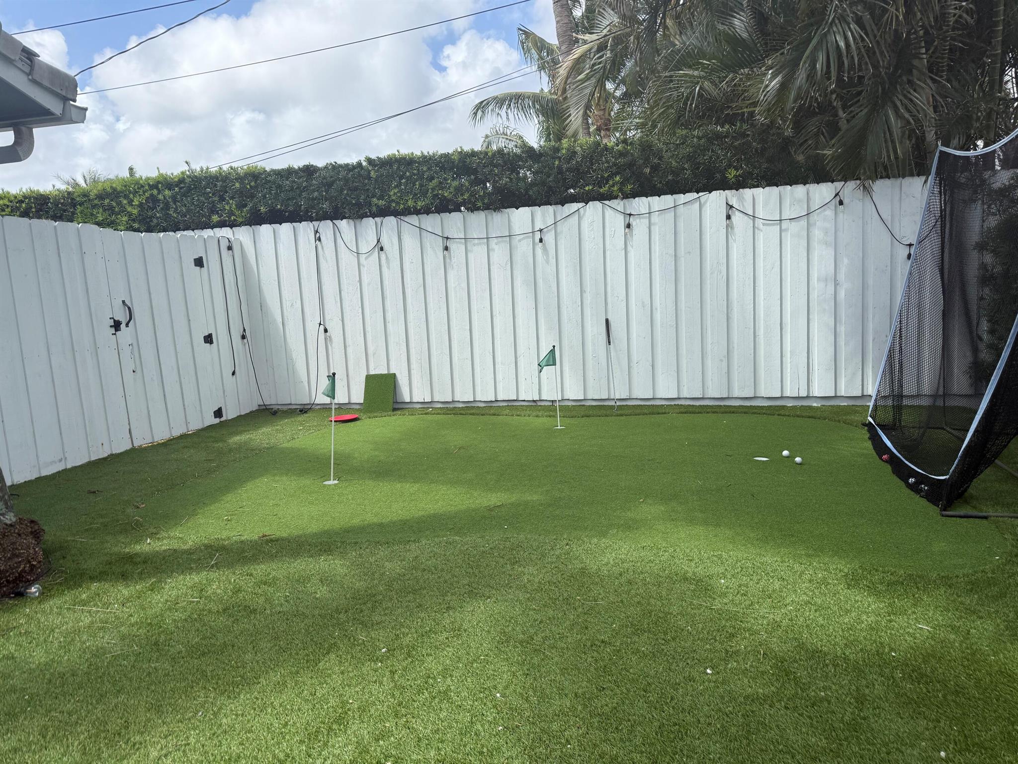 995 SW 13th Drive