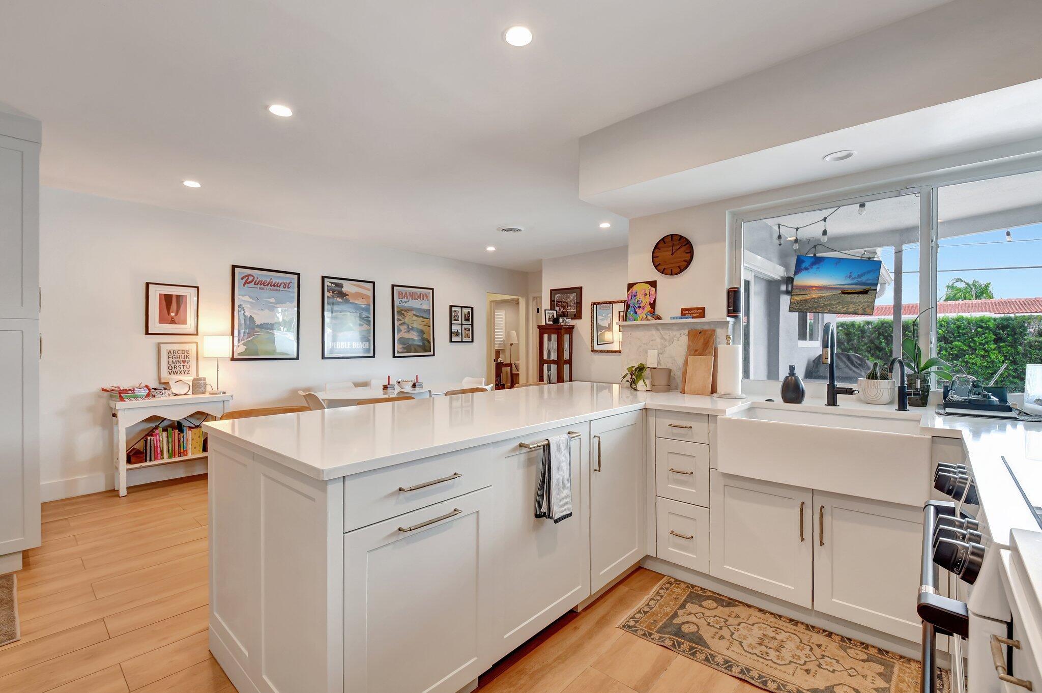 995 SW 13th Drive