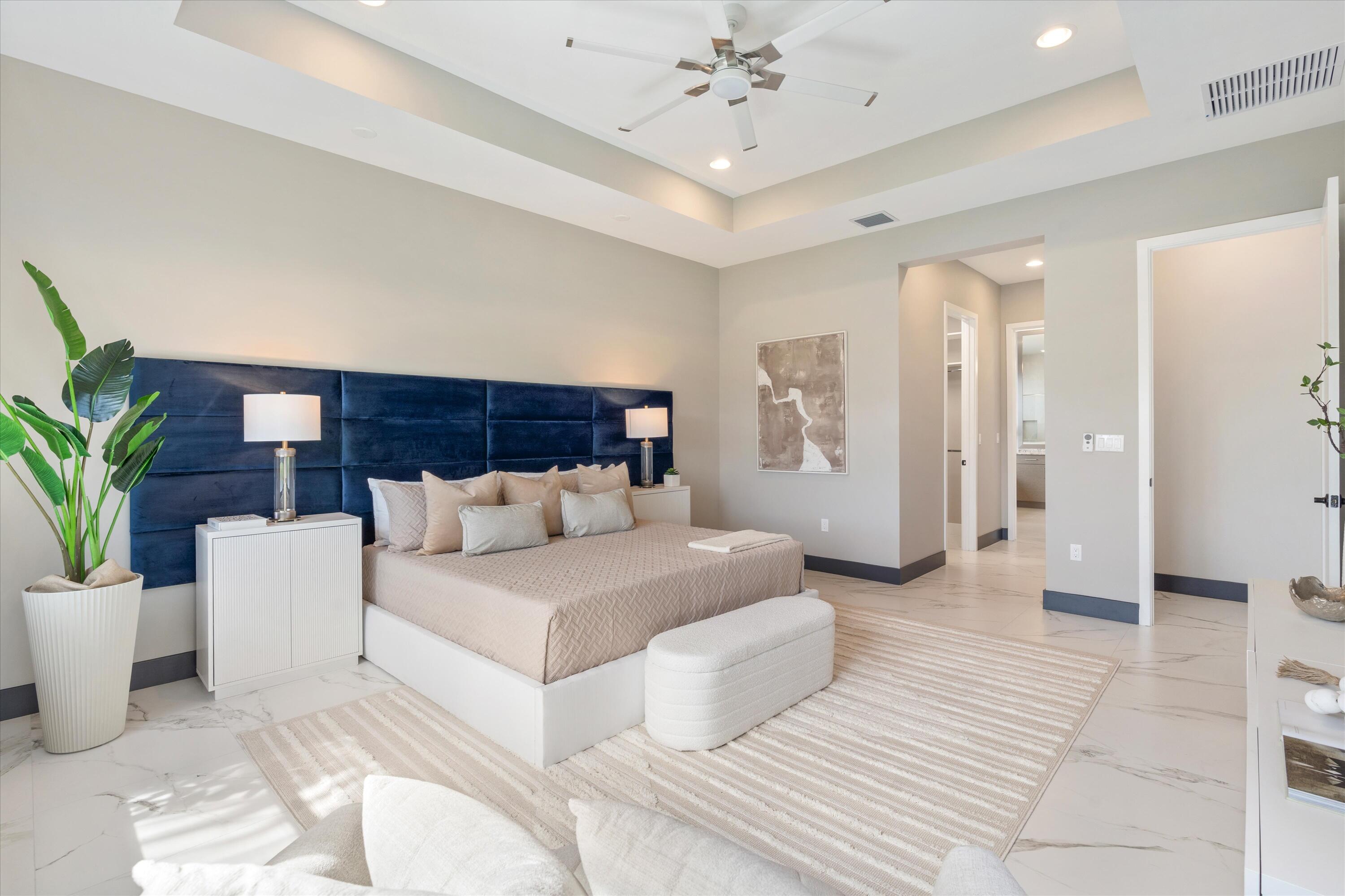 17076 Rainbow Falls Trail