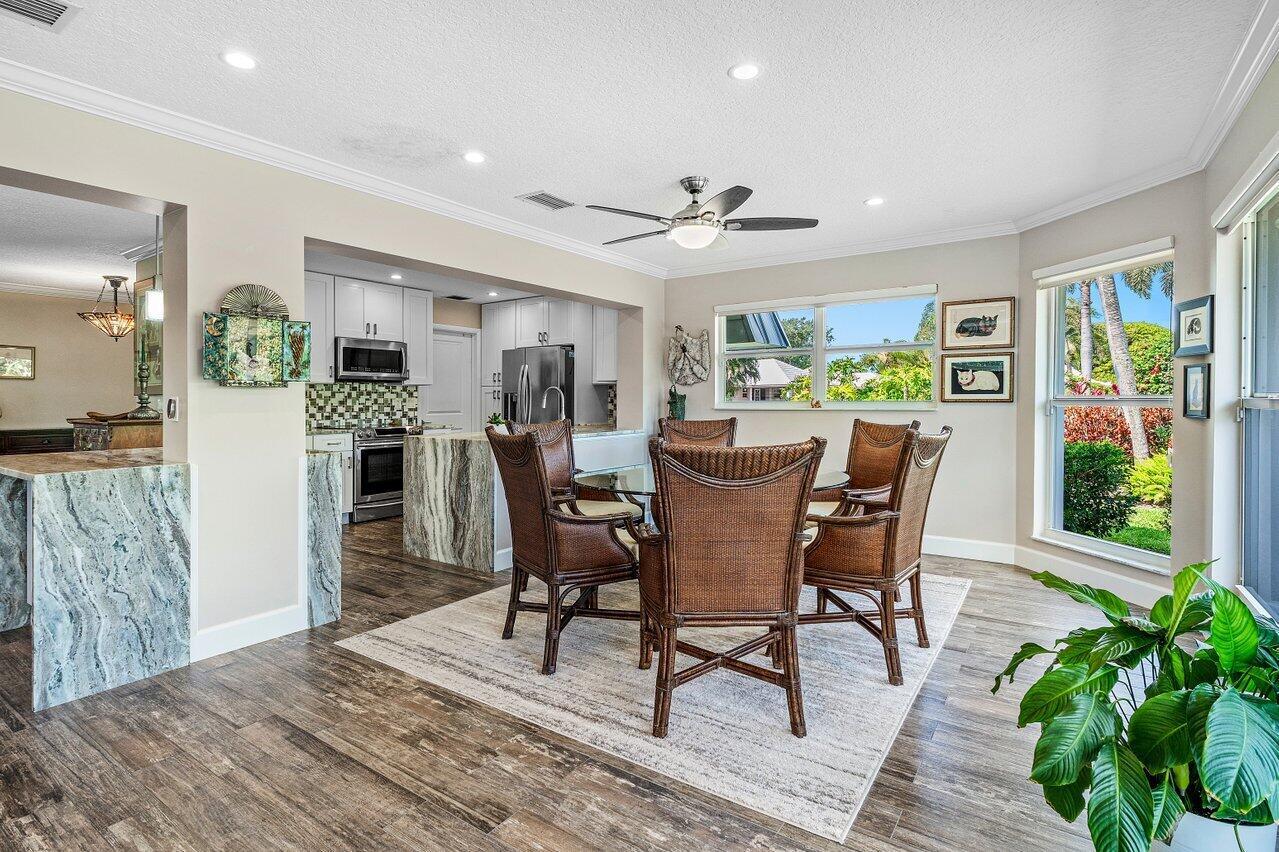 401 French Royale Circle