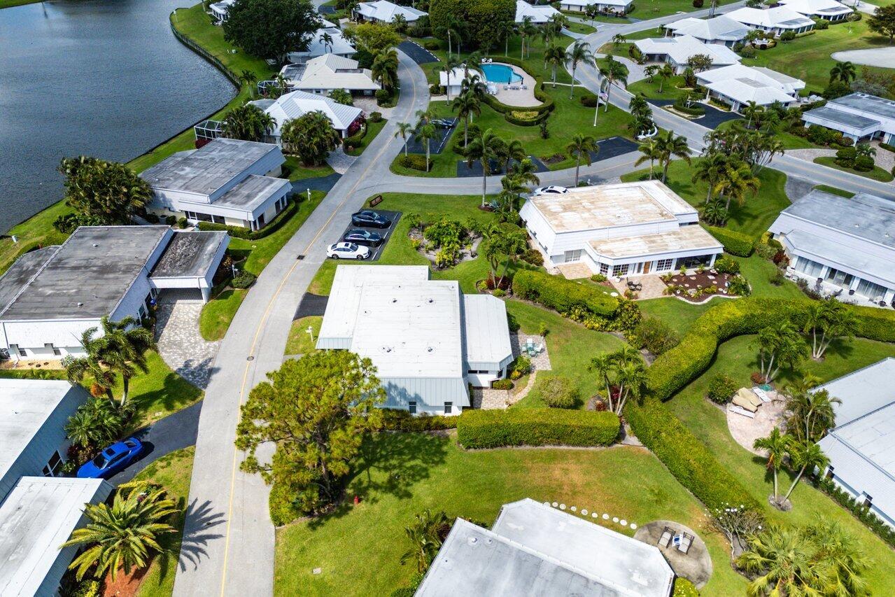 401 French Royale Circle