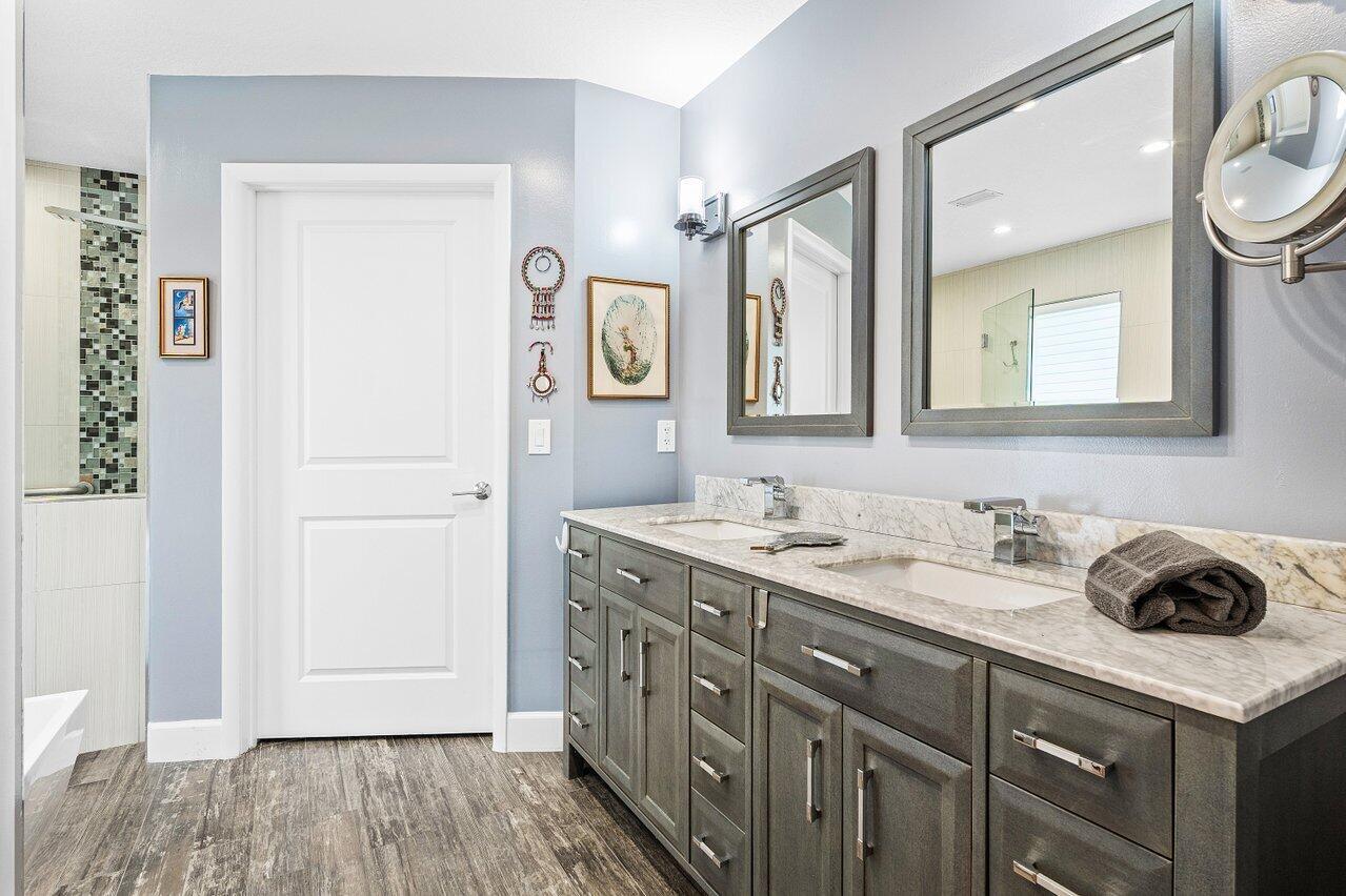 401 French Royale Circle
