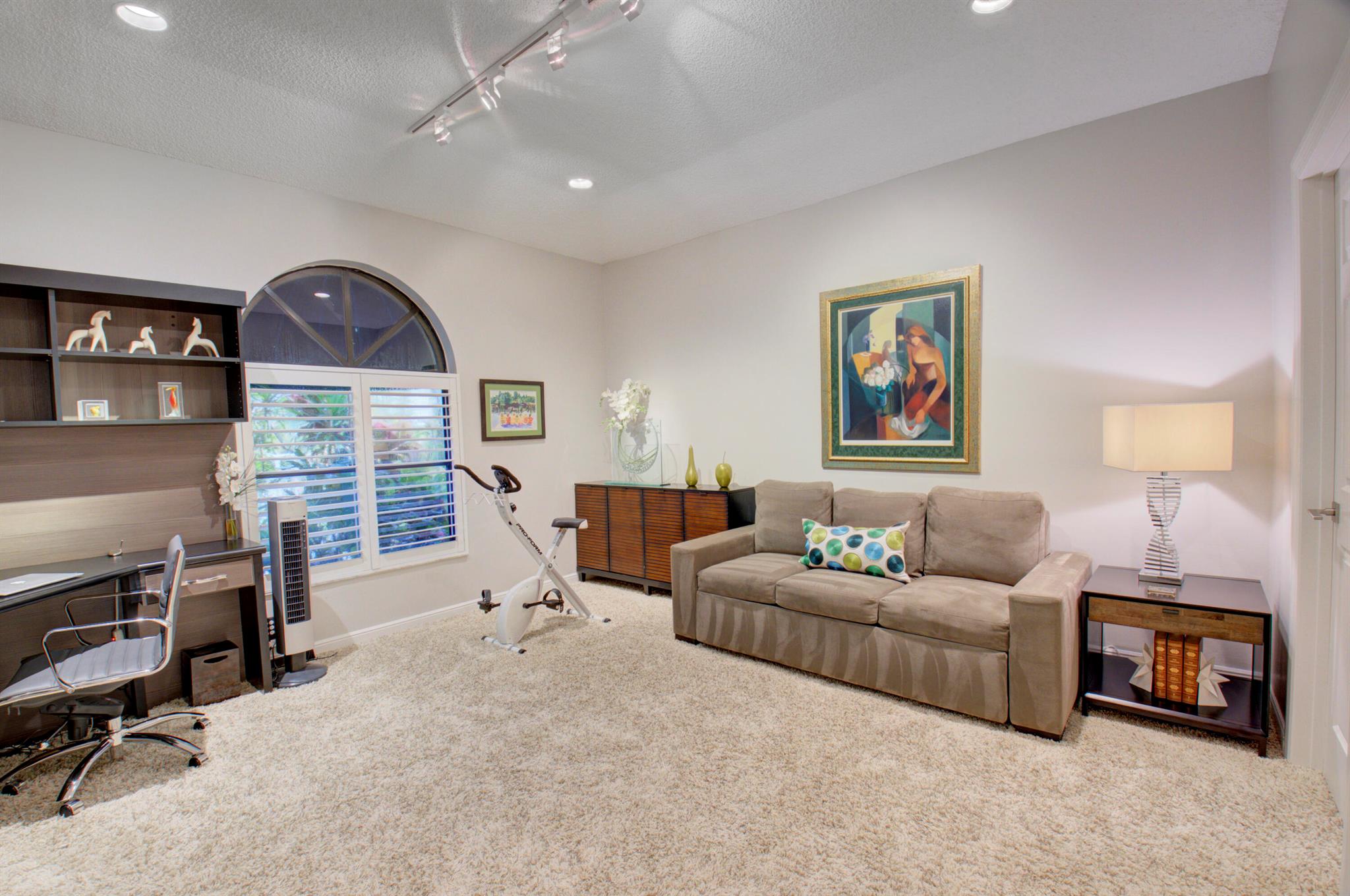 2106 NW 60th Circle