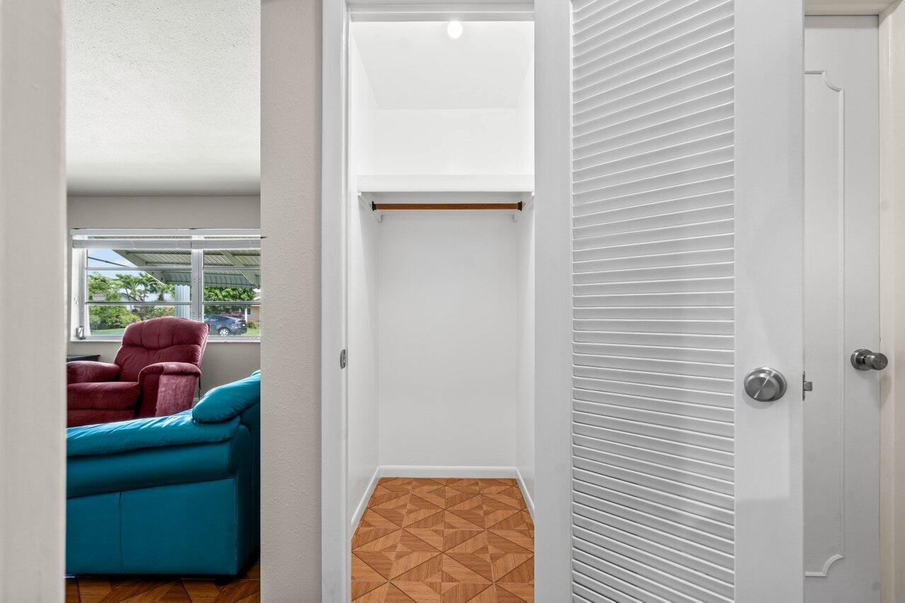 4588 Brady Boulevard