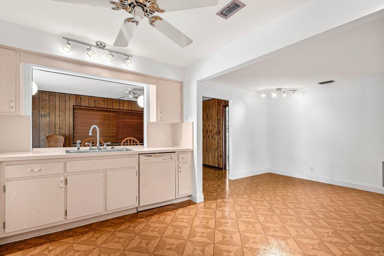 4588 Brady Boulevard