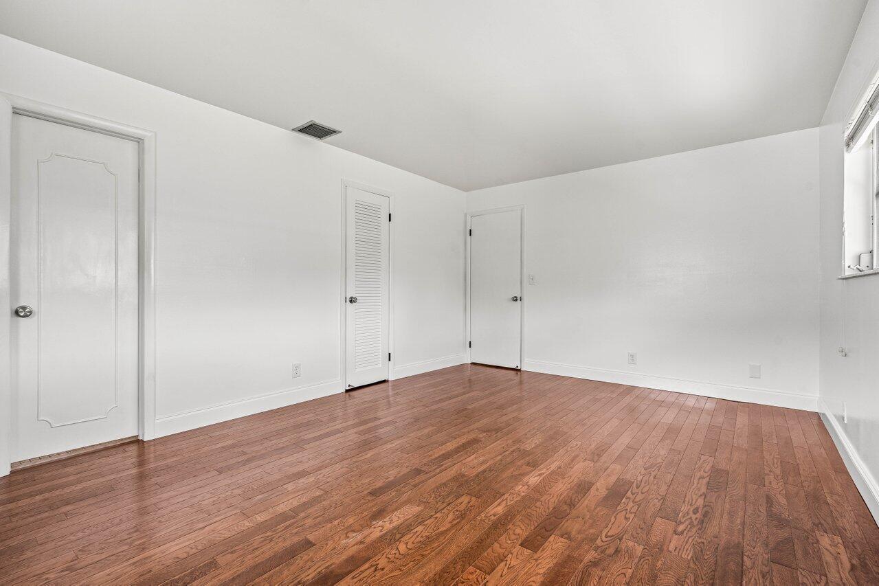 4588 Brady Boulevard