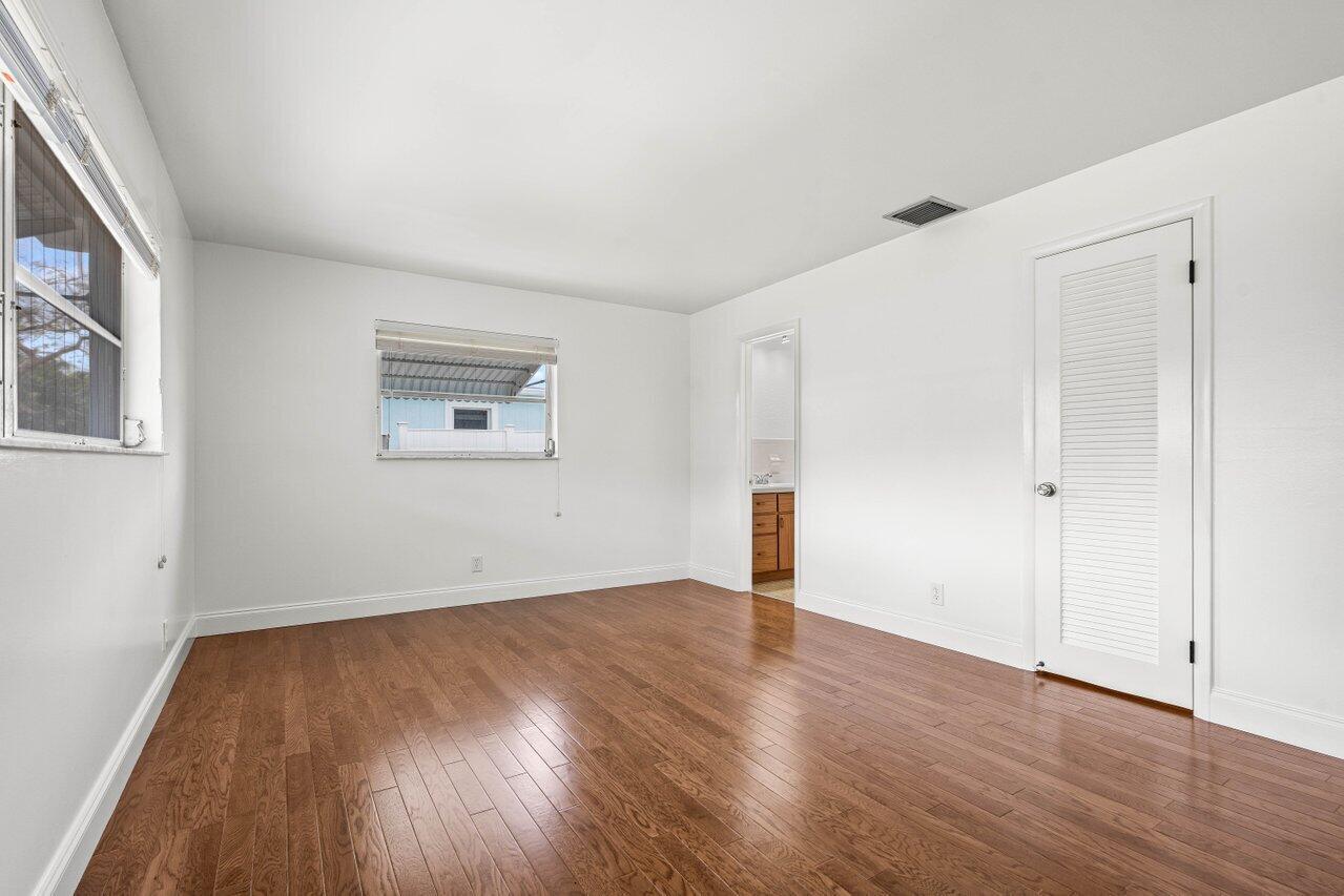 4588 Brady Boulevard