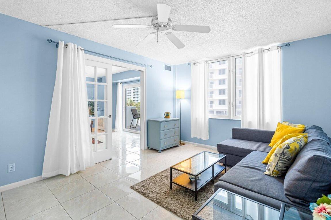 3221 S Ocean Boulevard 104